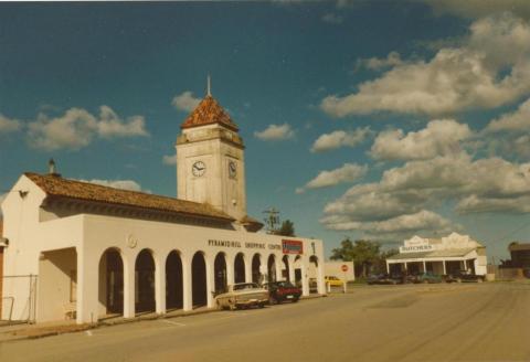 Pyramid Hill Shopping Centre, 1980