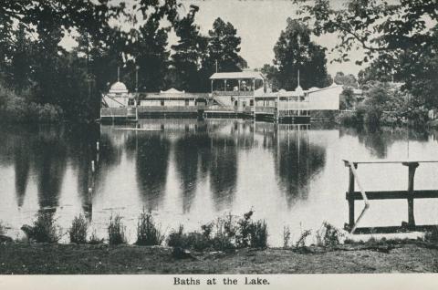 Baths at the Lake, Bendigo