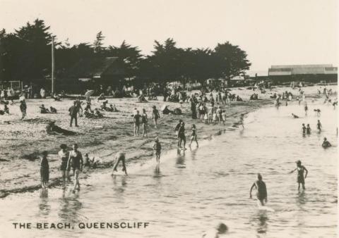 The  beach, Queenscliff