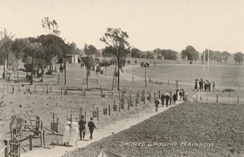 Sports Ground, Rainbow