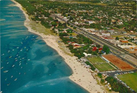 Aerial view of Peninsula Paradise Beach Resort, Rosebud