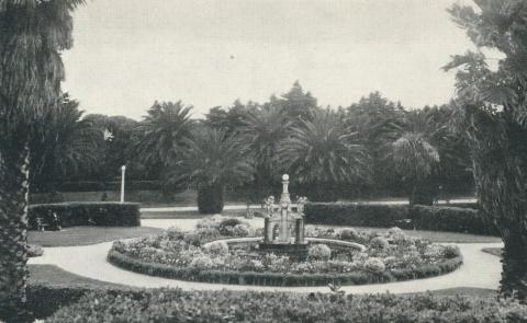 The Fountain and Gardens, St Kilda