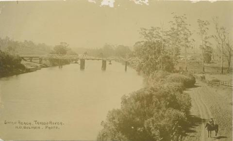 Swan Reach, Tambo River