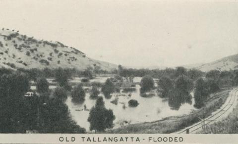 Old Tallangatta - Flooded