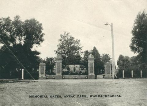 Memorial Gates, Anzac Park, Warracknabeal, 1945