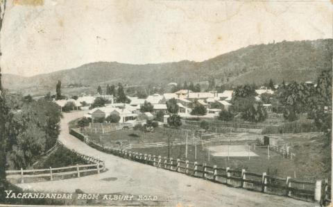 Yackandandah from Albury Road, 1907