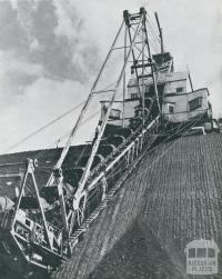 Coal dredger, Yallourn open cut, 1954