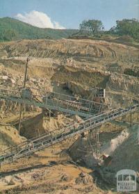 Open-cut tin mining operations, Walwa, 1970