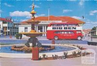 Mildura Post Office and Big Ben Tourist Bus in Deakin Avenue