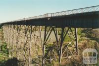 Rail viaduct Maribyrnong River, 2000