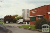 Wallace dairy, 2000