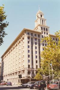 T & G building from Russell Street, Melbourne, 2001