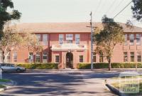 Ivanhoe East primary school, 2001