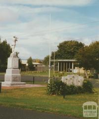 Yinnar War Memorial, 2003