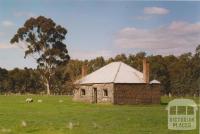 Stone cottage, Craigie, 2004