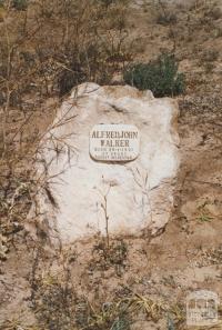 Alfred John Walker, Rabbit inspector, Boinka cemetery, 2007