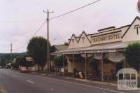 Railway Hotel, Linton, 2011