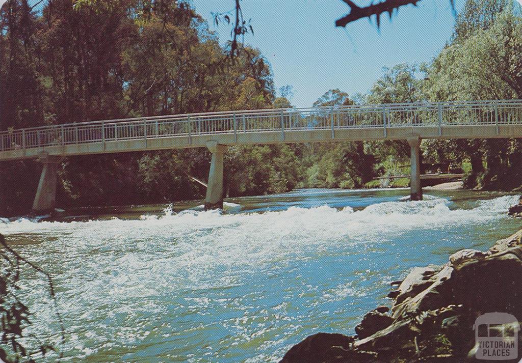 Footbridge, Bright