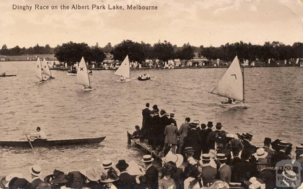 Dinghy Race on the Albert Part Lake