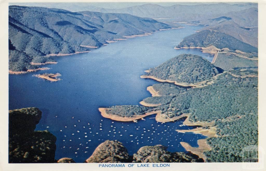 Panorama of Lake Eildon