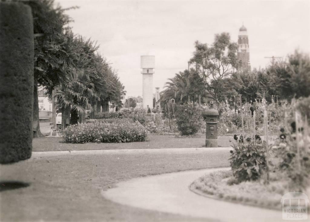 Main Street Gardens, Bairnsdale