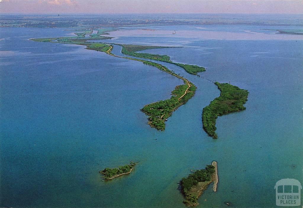 Aerial view Mitchell River Silt Jetty, second longest in the world, Bairnsdale