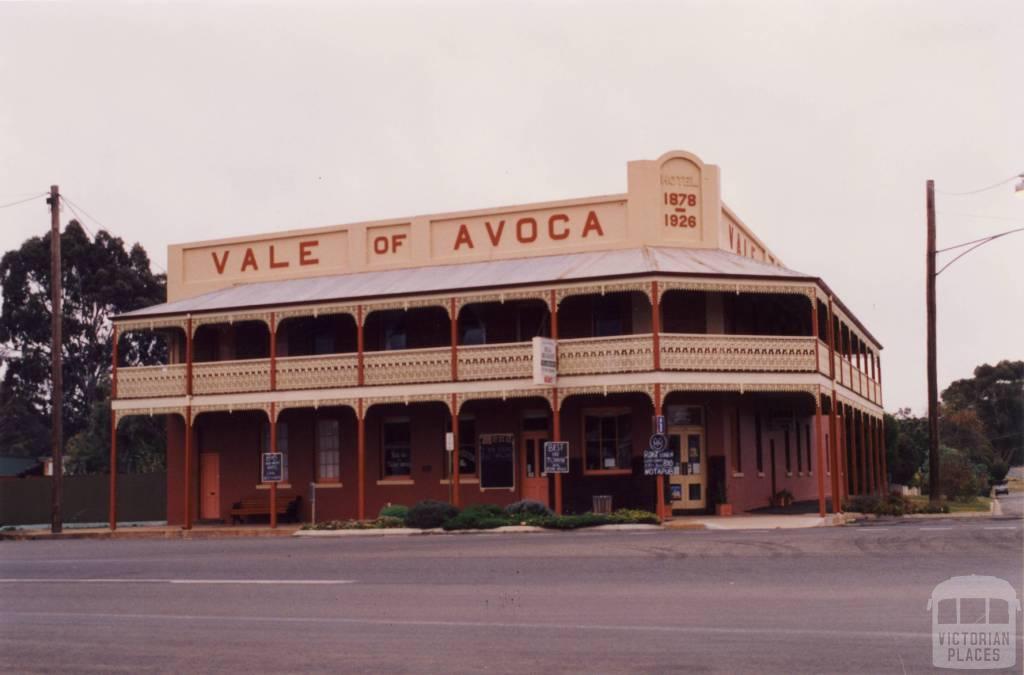 Vale of Avoca, B&B, Charlton, 2001