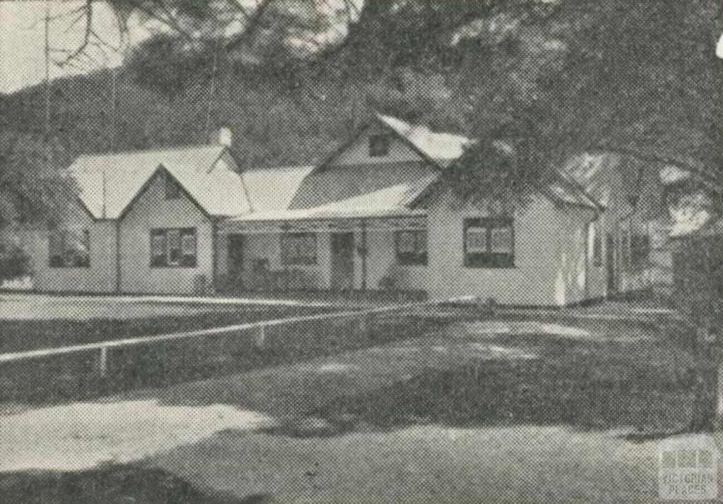 Tyrone Guest House, Buxton, 1950