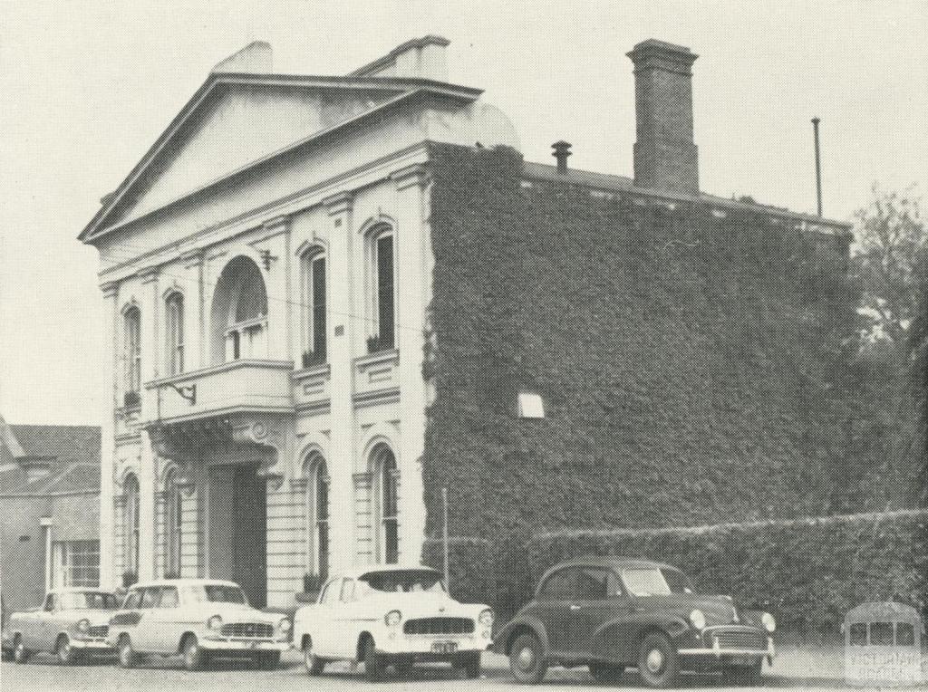 Kew Town Hall, 1960