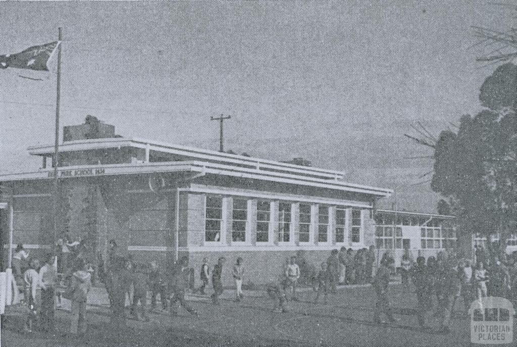 Deer Park Primary School, 1974