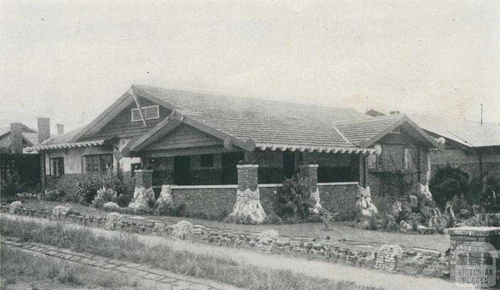 Residence, Kew, 1925