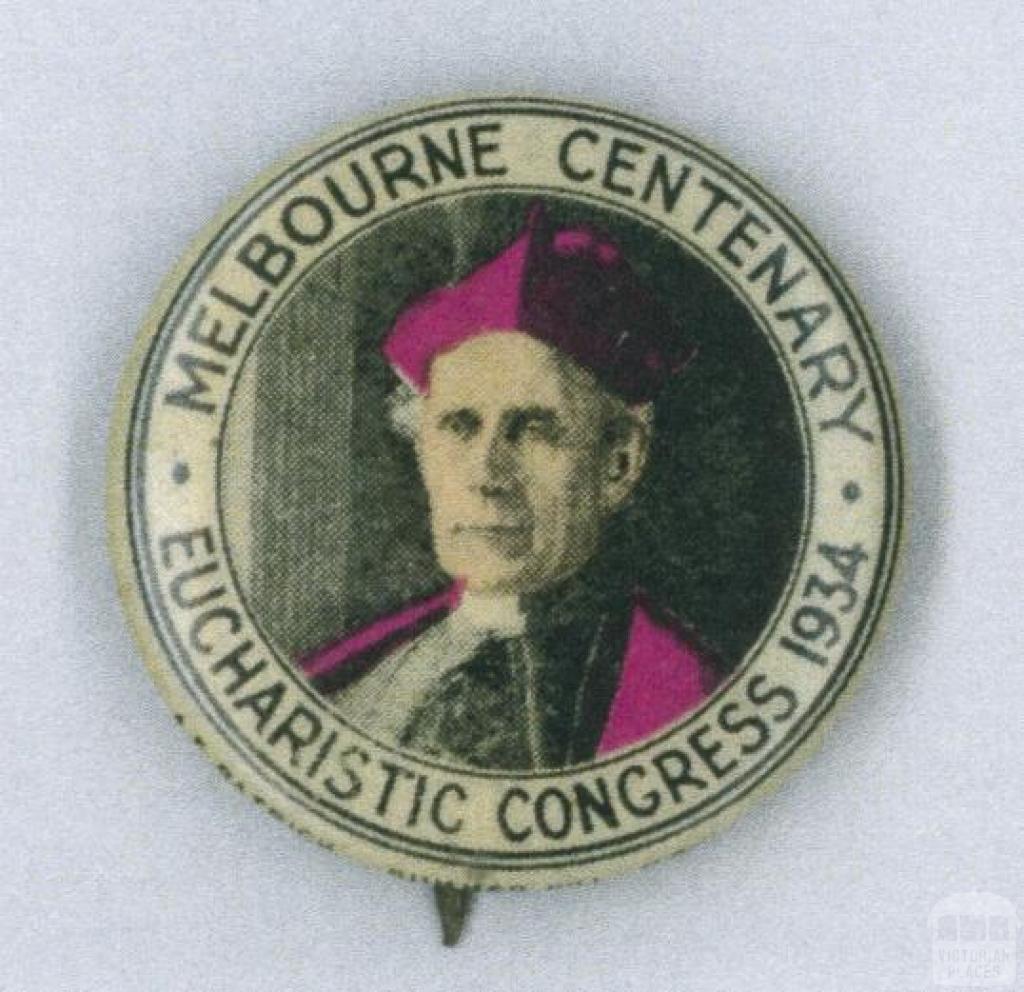 Melbourne Centenary Eucharistic Congress badge, 1934