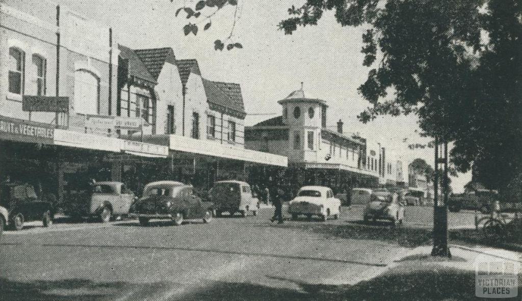 Whitehorse Road, Box Hill, 1956