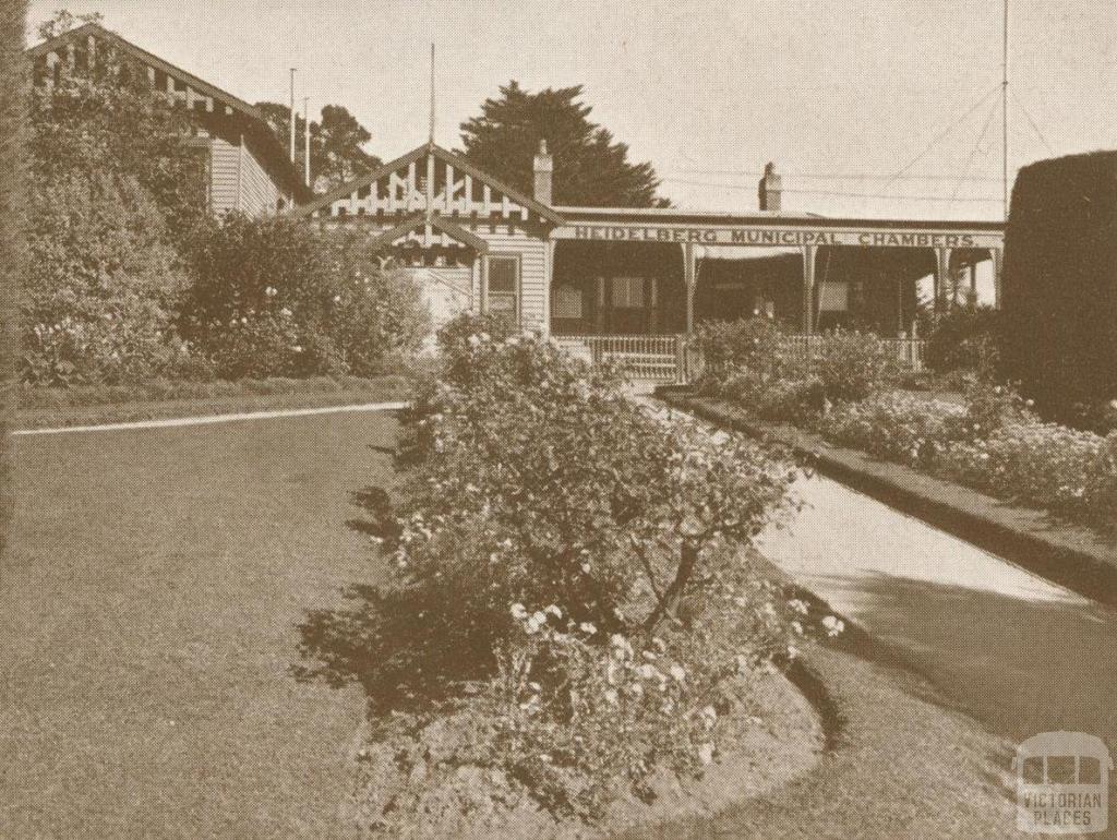 Heidelberg Municipal Chambers, 1937