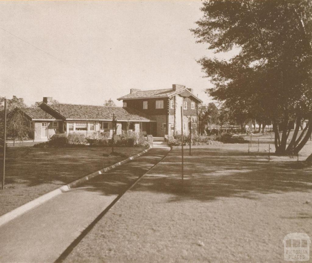 Yarra Bend National Park Golf House, Fairfield, 1937