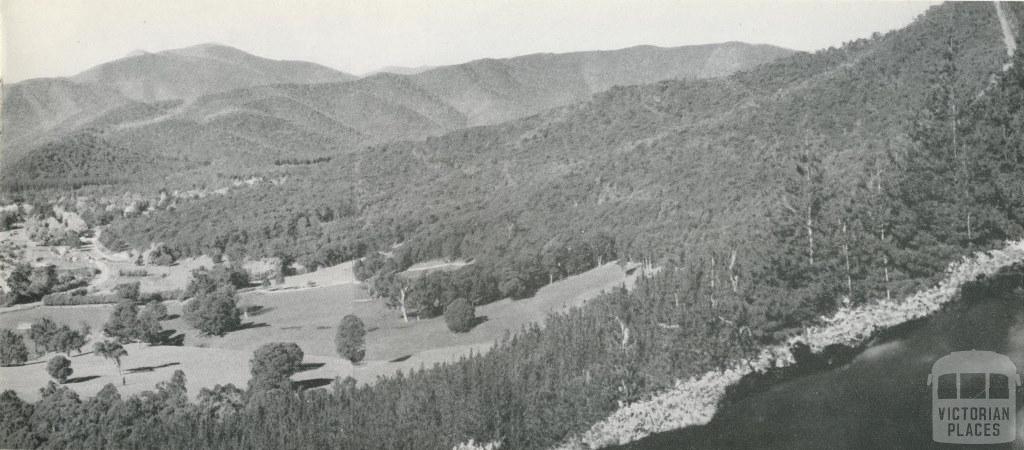 Panorama of Bright, c1960