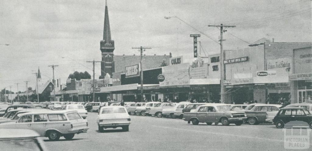 Shopping Centre, Hare Street, Echuca, 1968