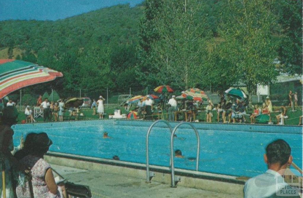 Kiewa Swimming Pool, 1971