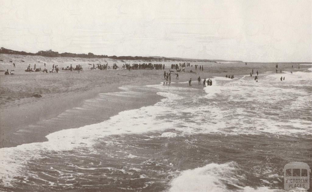 Ninety-Mile Beach, Lakes Entrance, 1934