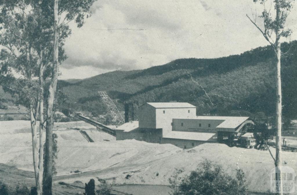 Gold Dredging, Harrietville, 1951