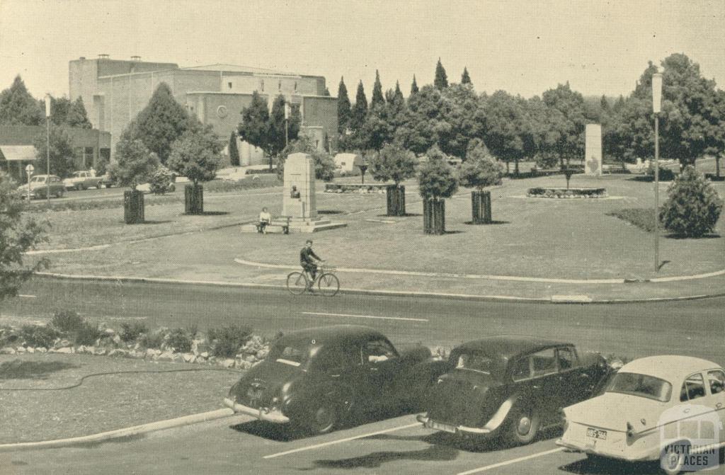 Monash Square, Yallourn, 1961