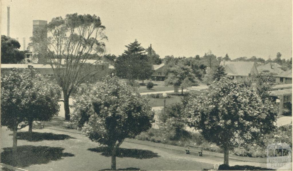 Looking towards Green Street from Broadway, Yallourn, 1961