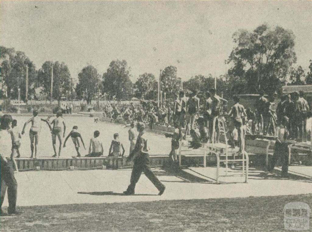 Olympic Pool, Wangaratta, 1960