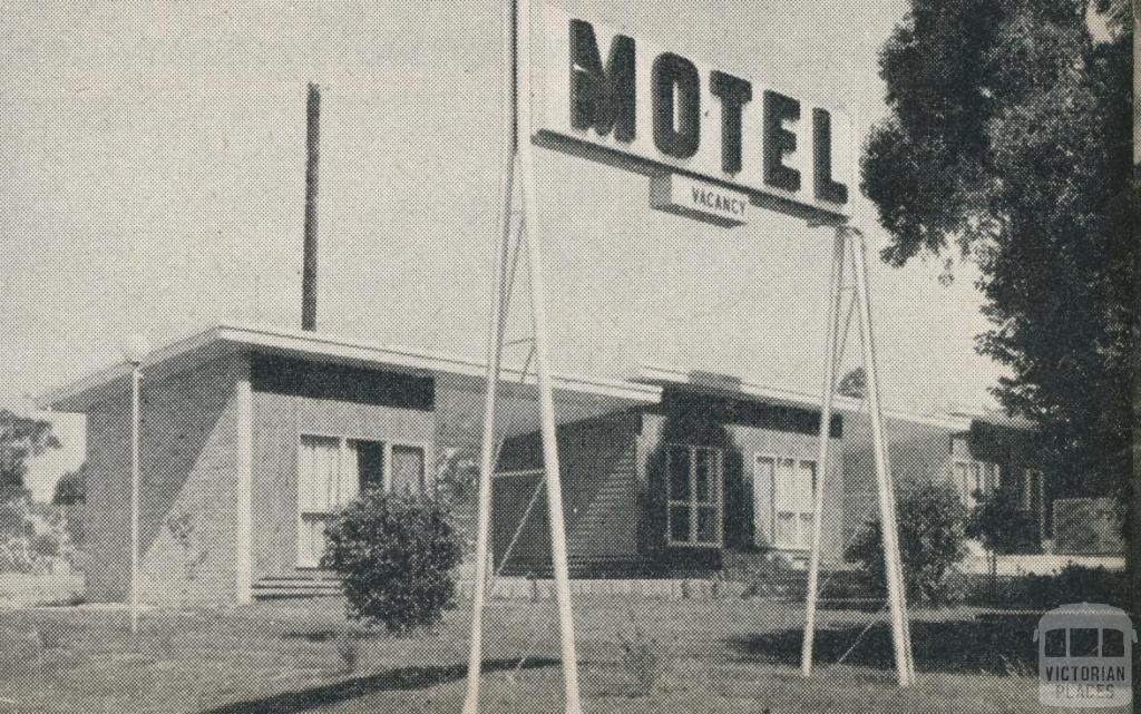 Motel, Sutton Road, Maryborough, 1961