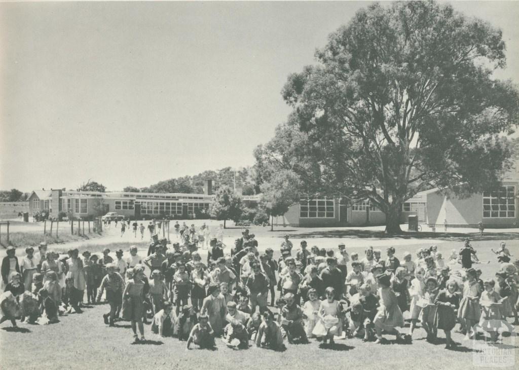 Tangambalanga School, 1960