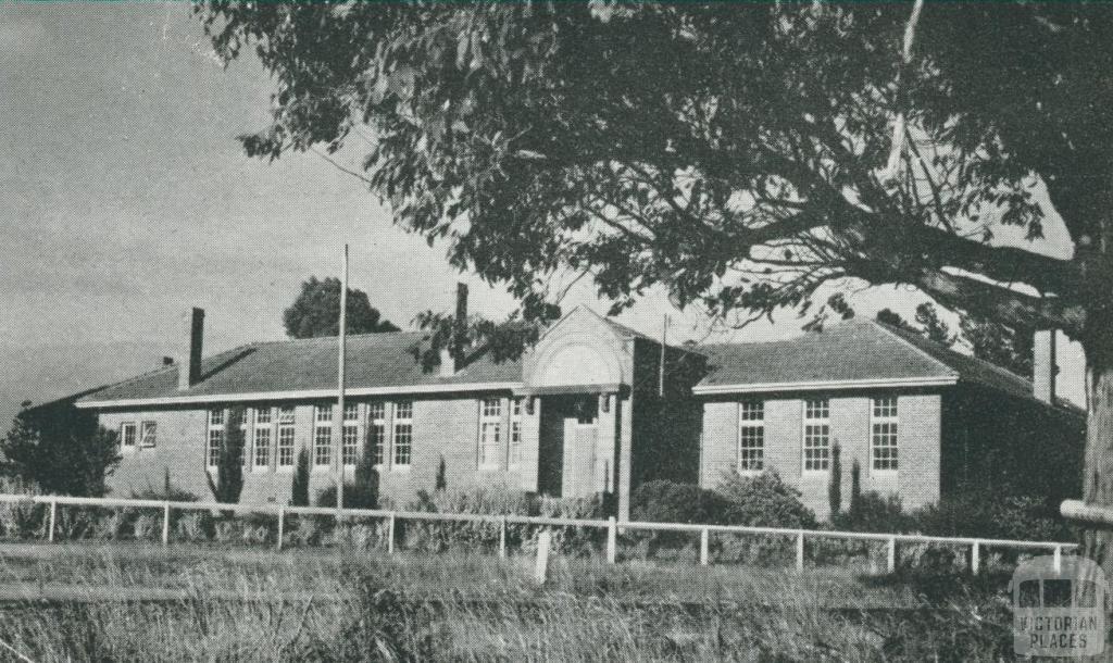 Mirboo North Higher Elementary School, 1955