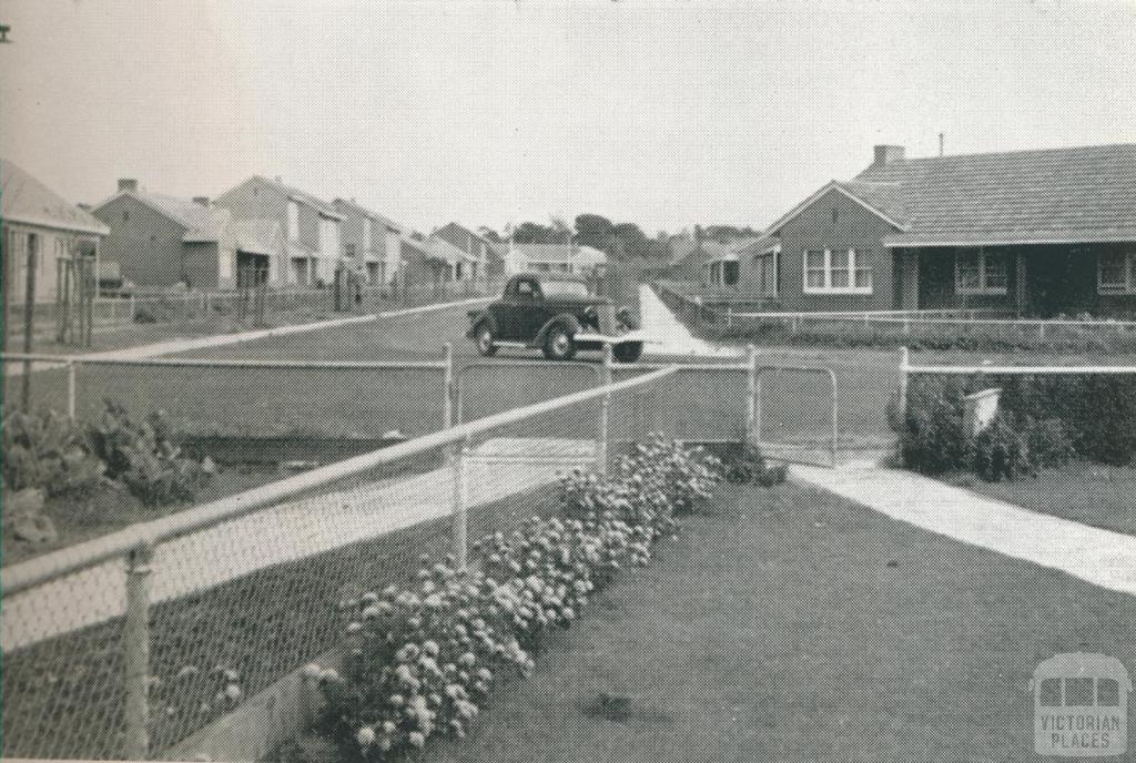 Newtown Estate, land gifted by the council for the estate project, 1942