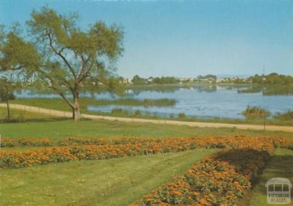 Lake Guthridge, Sale