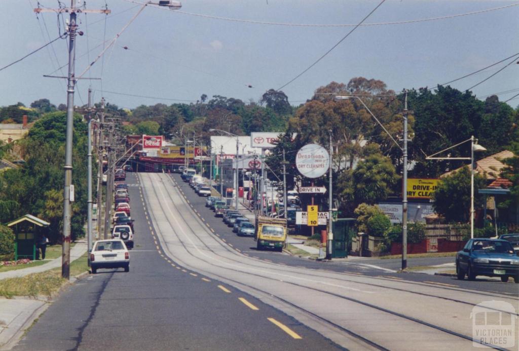 Hartwell, looking east, Camberwell Road, 1999