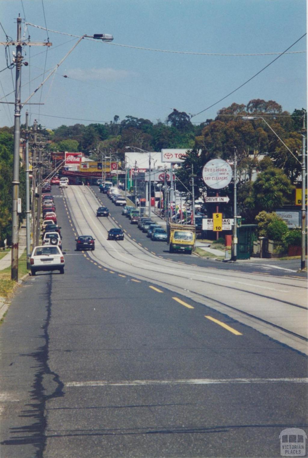 Hartwell, looking east, Camberwell Road, 1999